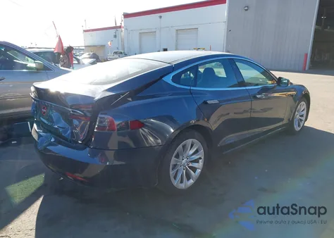 2018 Tesla Model S 100D/75D/P100D из США, поврежденный, VIN 5YJSA1E26JF261819